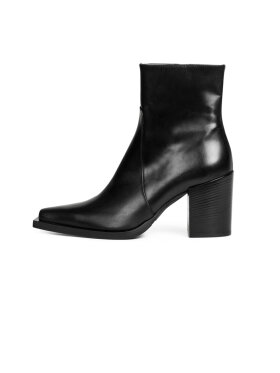 APair - New Edgy Bootie