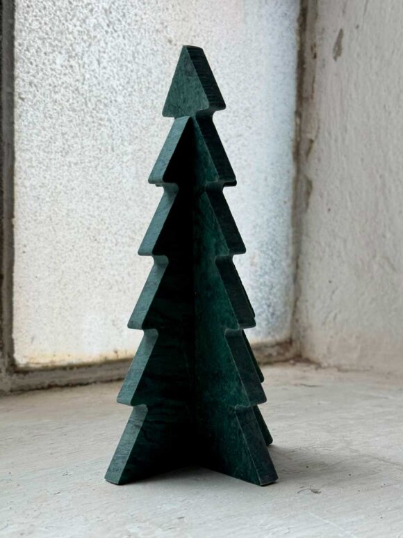 Mangus - Marble Christmas Tree