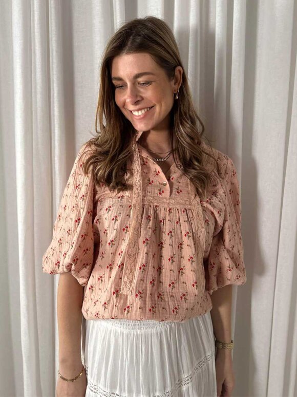 Stories From The Atelier - Copenhagen Breeze Blouse