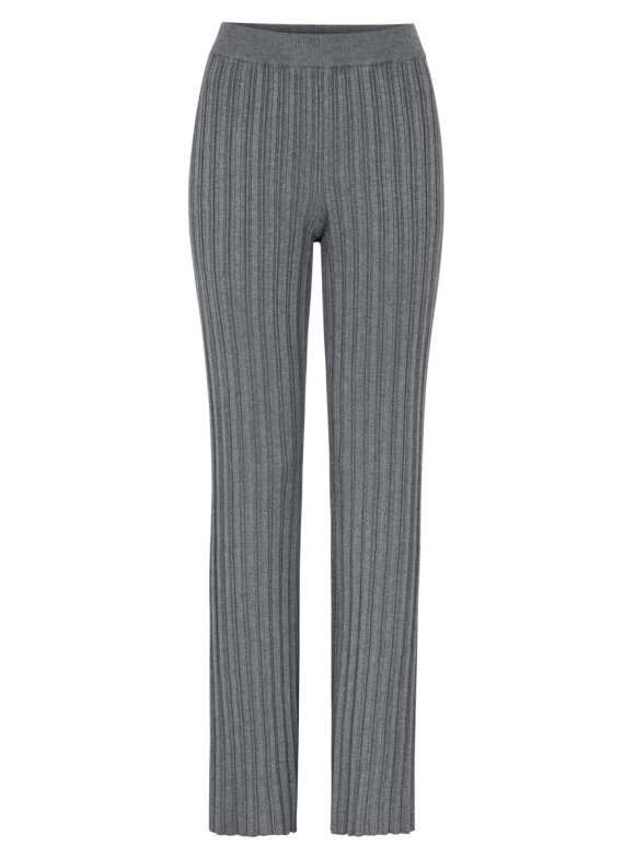 Esme Studios - ESMedina Flared Knit Pants