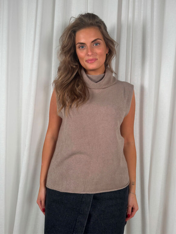 Cabana Living - Dargo Knit