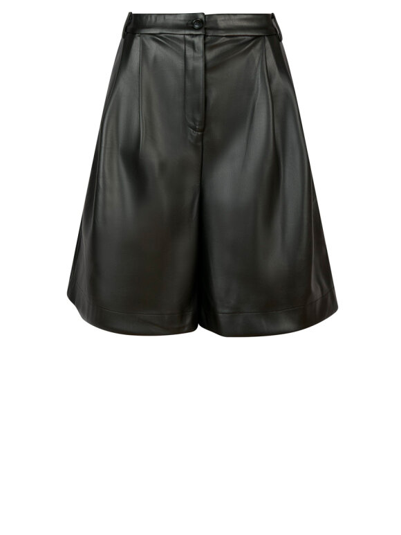 Neo Noir - Nika Bermuda PU Shorts