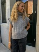 Lollys Laundry - FresnoLL Knit Vest